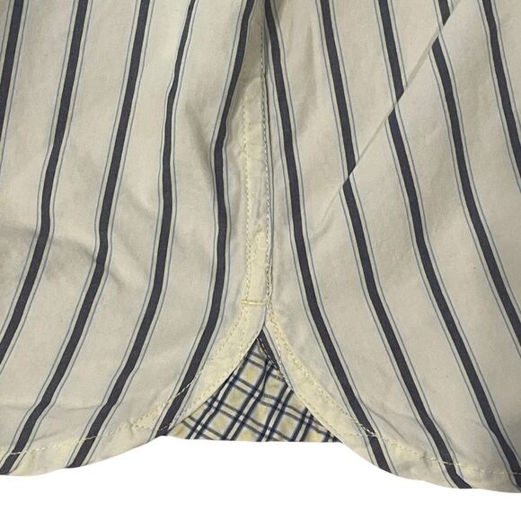 Izod Casual Button Down Shirt Black and Yellow Men Size XL - Picture 8 of 11